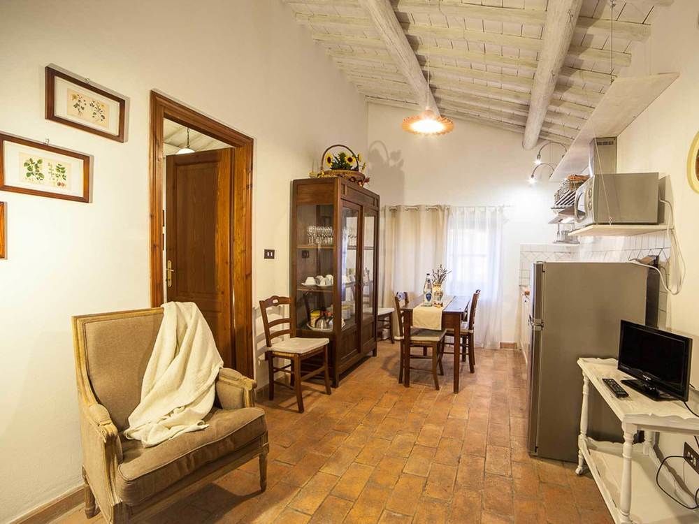 Agriturismo Borgo Di Campagna Il Tesoro Torre Alfina Eksteriør billede